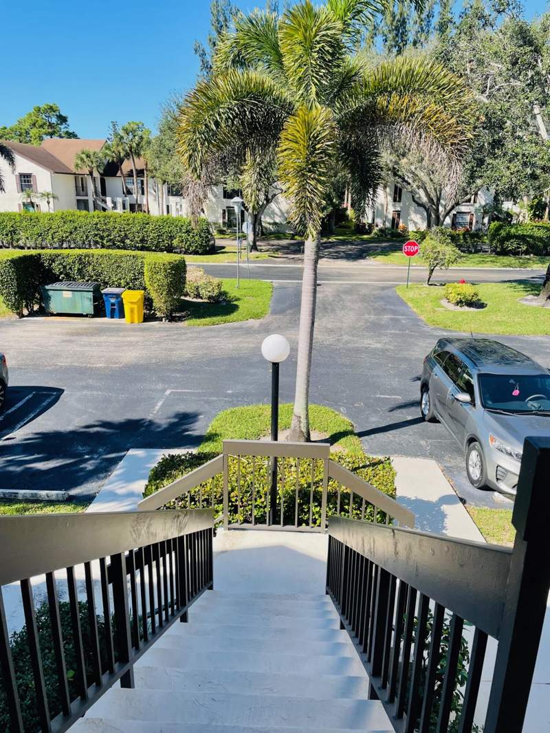 3 bedroom Condominium at 3204 Perimeter Drive #3204, Lucerne Park Conds 1, 1A, 2 Thru 15 & 23 Thru 28, Greenacres — photo 3