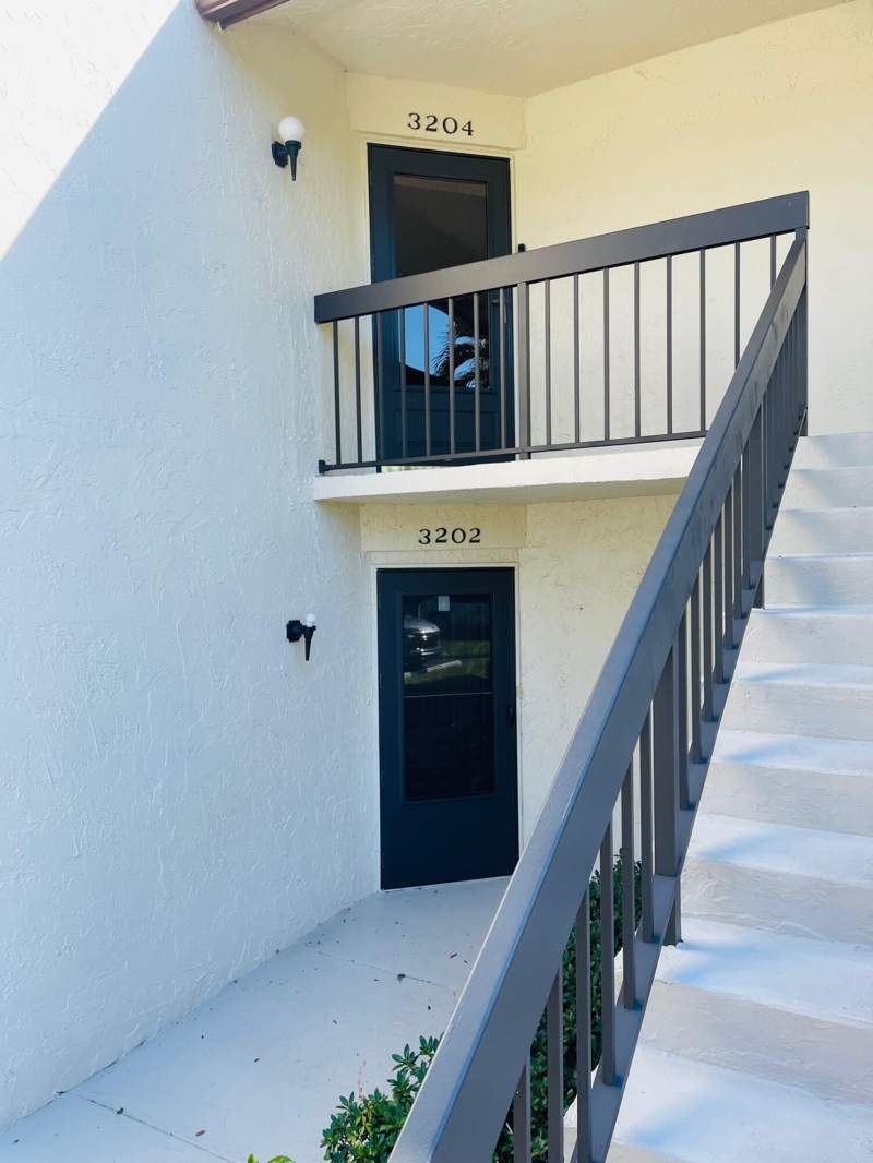3 bedroom Condominium at 3204 Perimeter Drive #3204, Lucerne Park Conds 1, 1A, 2 Thru 15 & 23 Thru 28, Greenacres — photo 4