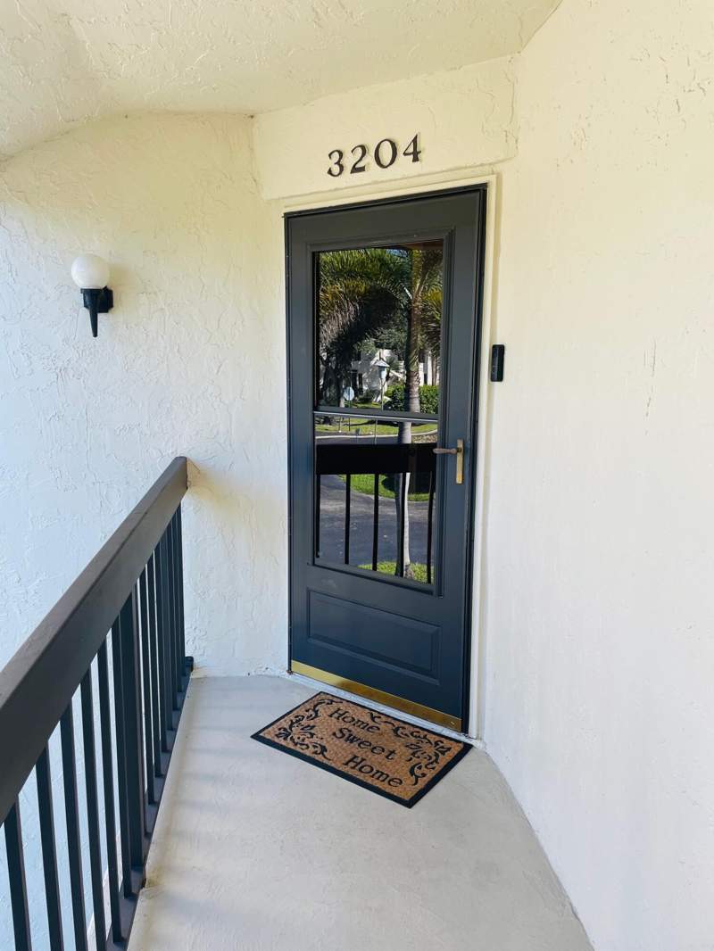 3 bedroom Condominium at 3204 Perimeter Drive #3204, Lucerne Park Conds 1, 1A, 2 Thru 15 & 23 Thru 28, Greenacres — photo 5