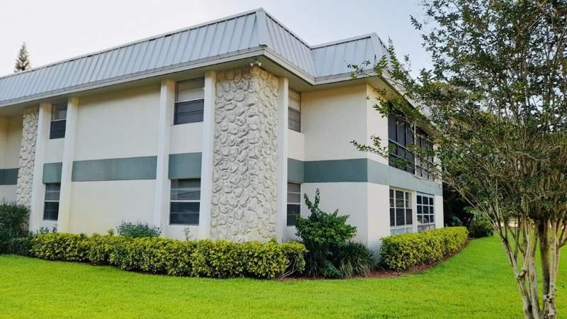 2 bedroom Condominium at 2302 Sunrise Boulevard #204, Inlet House Condominium, Fort Pierce — photo 5