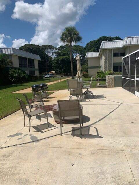 2302 Sunrise Boulevard #204, Fort Pierce FL - photo 23 of 27
