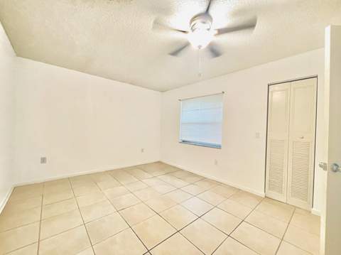 2302 Sunrise Boulevard #202, Fort Pierce FL - photo 8 of 9