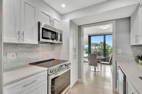 5550 N Ocean Drive #2b, Singer Island FL - photo 12 of 59