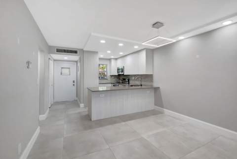 750 NE Spanish River Boulevard #103, Boca Raton FL - photo 7 of 45