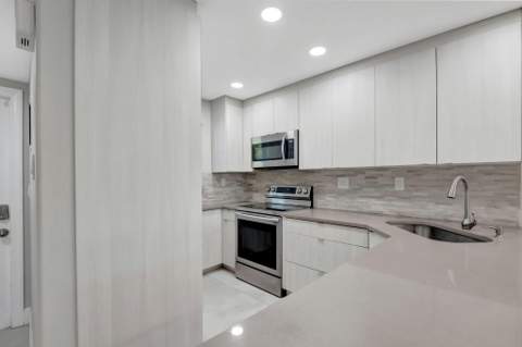 750 NE Spanish River Boulevard #103, Boca Raton FL - photo 13 of 45