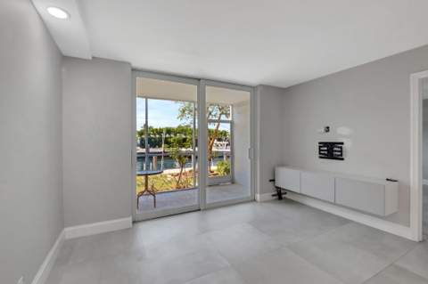 750 NE Spanish River Boulevard #103, Boca Raton FL - photo 16 of 45