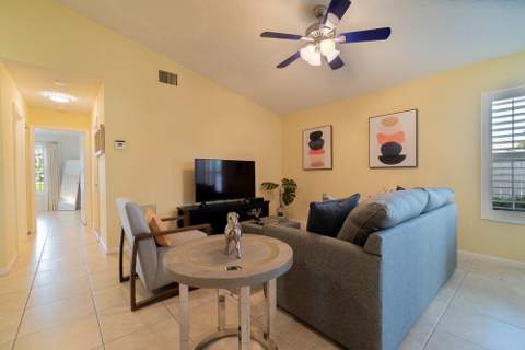13335 Bedford Mews Court, Wellington FL - photo 17 of 18