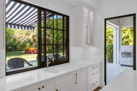 44 S Beach Road, Jupiter Island FL - photo 23 of 75