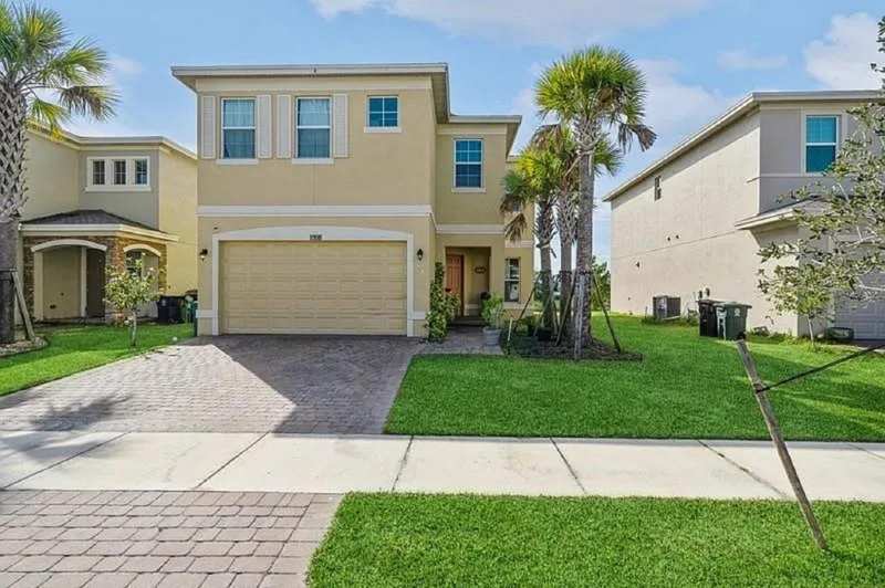 4 bedroom Single Family Residence at 1998 NW Cataluna Circle, Vizcaya Falls Plat 2, Port St. Lucie — photo 1