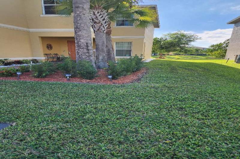 4 bedroom Single Family Residence at 1998 NW Cataluna Circle, Vizcaya Falls Plat 2, Port St. Lucie — photo 2