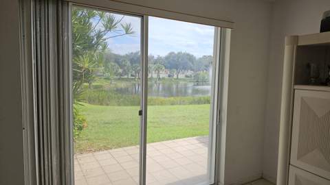 9628 Crescent View Drive, Boynton Beach FL - photo 7 of 40