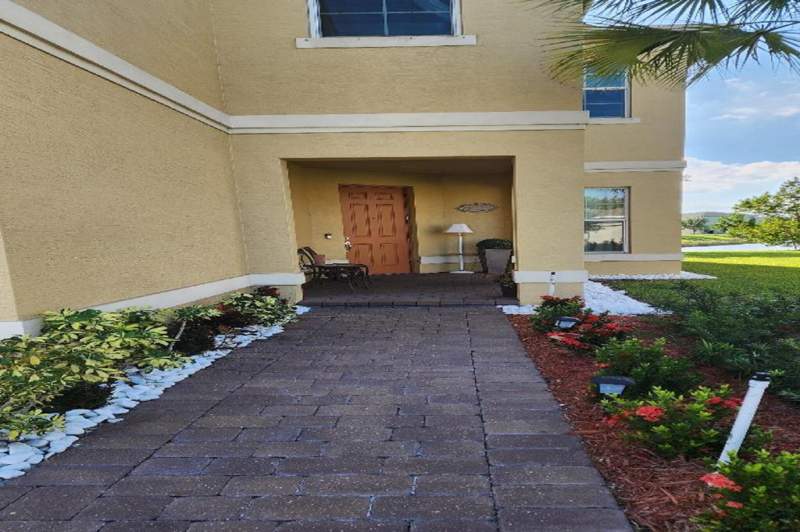 4 bedroom Single Family Residence at 1998 NW Cataluna Circle, Vizcaya Falls Plat 2, Port St. Lucie — photo 3