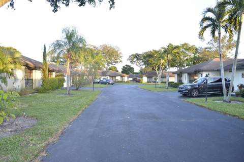 10054 Eaglewood Road #B, Boynton Beach FL - photo 21 of 25