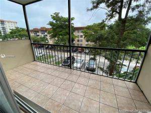 2 bedroom Condominium at 4166 Inverrary Drive #303, Manors Of Inverrary I-10, Lauderhill — photo 3