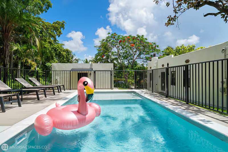 4 bedroom Single Family Residence at 828 35th Street, Northwood Add, West Palm Beach — photo 2