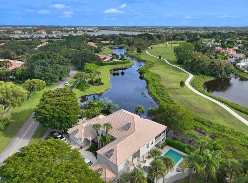 4 bedroom Condominium at 11815 Pebblewood Drive, First Fairway Condo, Wellington — photo 3