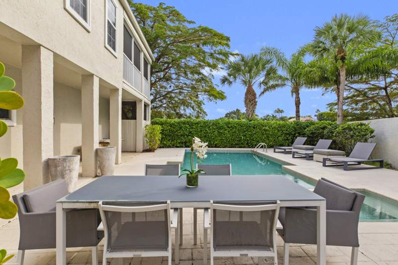 4 bedroom Condominium at 11815 Pebblewood Drive, First Fairway Condo, Wellington — photo 2