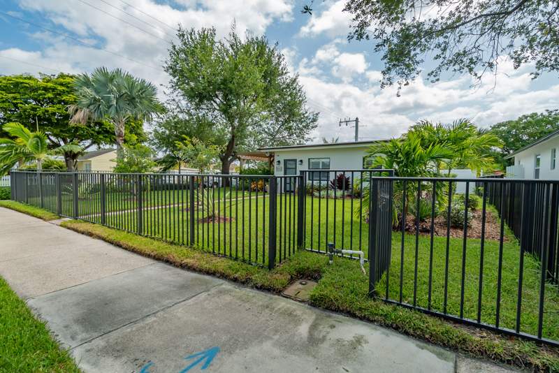 2 bedroom Single Family Residence at 301 S Swinton Avenue, Delray Resub Of Blk 72 And W Pt Of Blk 80, Delray Beach — photo 3