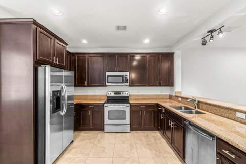 109 E Coda Circle, Delray Beach FL - photo 9 of 34