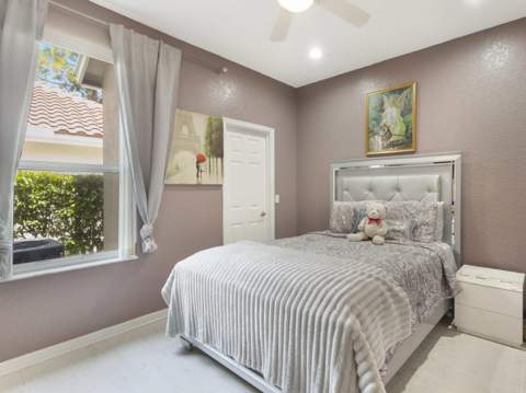 5159 Brookview Drive, Boynton Beach FL - photo 13 of 34