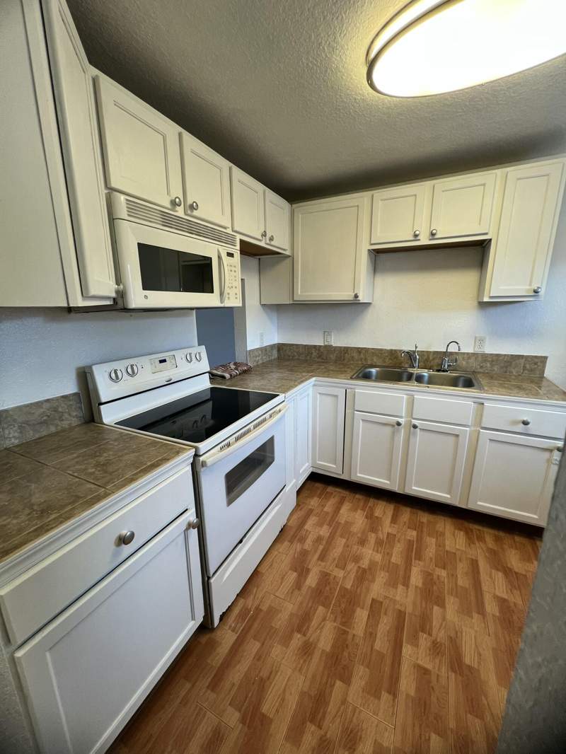 2 bedroom Condominium at 5500 NW 2nd Avenue #121, Boca Teeca Condo 3, Boca Raton — photo 3