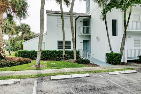 1550 NE Ocean Boulevard #B101, Stuart FL - photo 6 of 37
