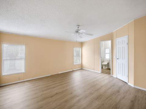 8201 Cinnamon Lane, Port St. Lucie FL - photo 7 of 19