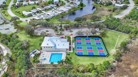 8201 Cinnamon Lane, Port St. Lucie FL - photo 16 of 19
