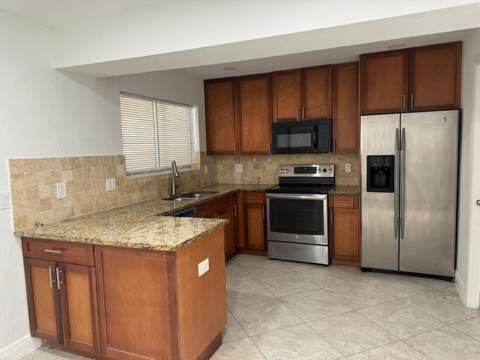 5328 Bosque Lane #67, West Palm Beach FL - photo 8 of 17