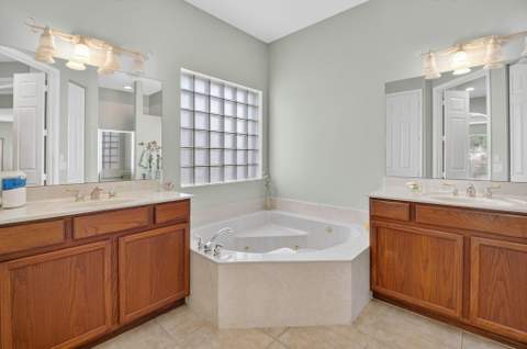 6604 Southport Drive, Boynton Beach FL - photo 15 of 49