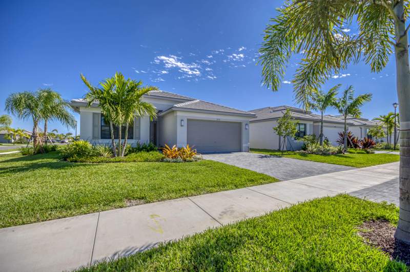 2 bedroom Single Family Residence at 12555 SW Manatee Marsh Terrace, Riverland - Valencia Walk, Port St. Lucie — photo 3