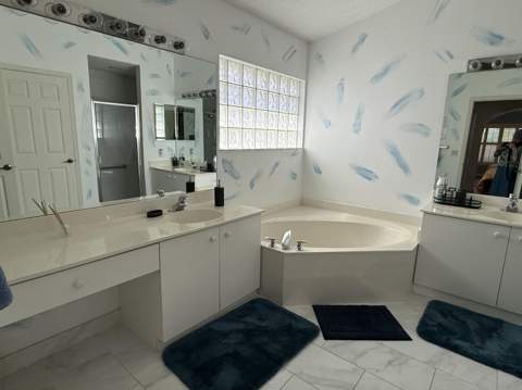 5730 Royal Club Drive, Boynton Beach FL - photo 9 of 18