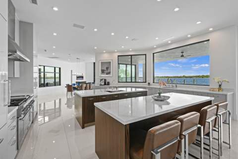 101 Bowsprit Drive, North Palm Beach FL - photo 6 of 63