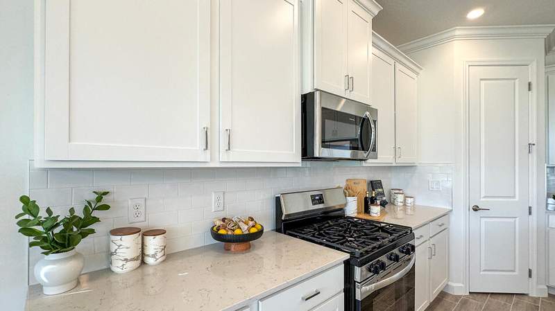 4 bedroom Single Family Residence at 10740 NW Wilgrove Lane, Glynlea Country Club, Port St. Lucie — photo 3