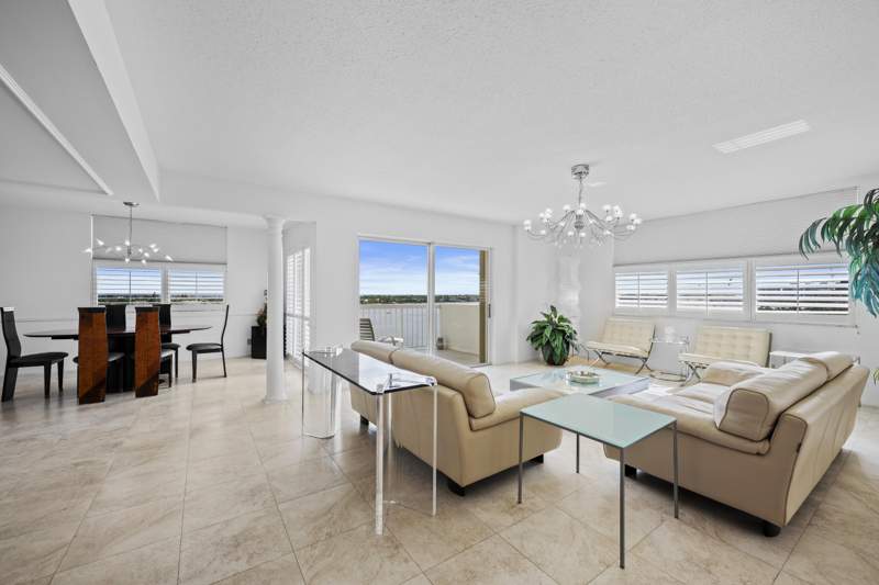 2 bedroom Condominium at 2600 N Flagler Drive #1007, Portofino North, West Palm Beach — photo 2