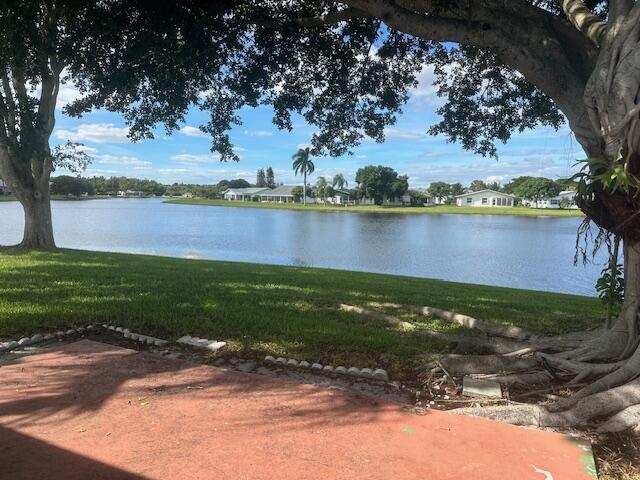2 bedroom Single Family Residence at 5195 Nicholas Drive, Cypress Lakes 2, West Palm Beach — photo 1