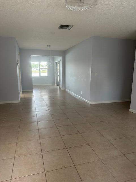 5195 Nicholas Drive, West Palm Beach FL - photo 7 of 17