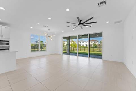 1346 Harvester Crossing, Loxahatchee FL - photo 10 of 45
