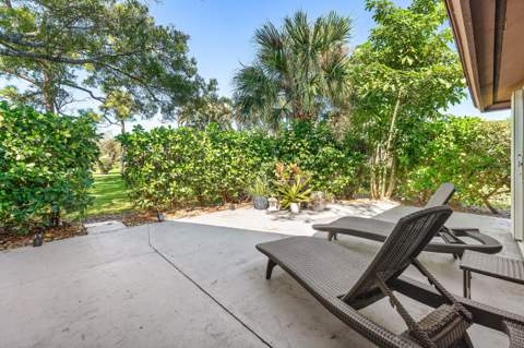6194 Brandon Street, Palm Beach Gardens FL - photo 22 of 37