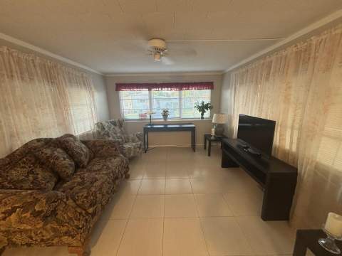 562 NE 47th St, Lot 393, Deerfield Beach FL - photo 9 of 26