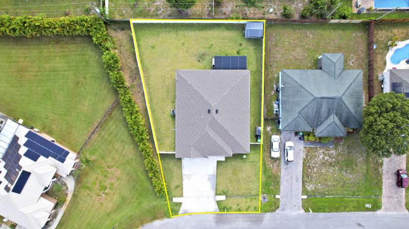 4 bedroom Single Family Residence at 684 SW Jada Road, Port St Lucie Section 21, Port St. Lucie — photo 5