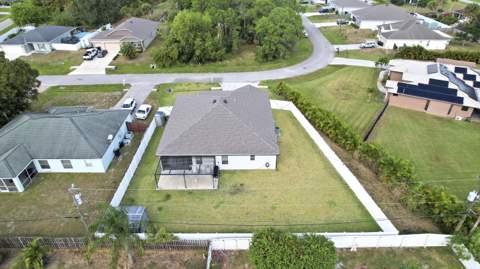 684 SW Jada Road, Port St. Lucie FL - photo 7 of 48