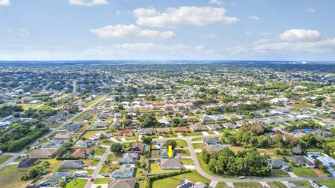 684 SW Jada Road, Port St. Lucie FL - photo 11 of 48