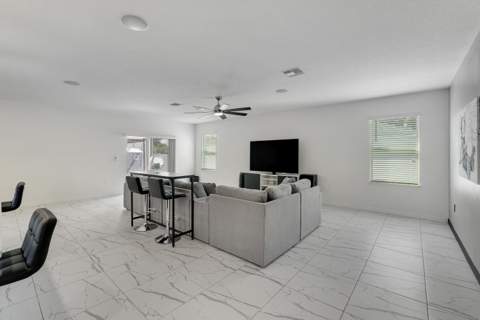 684 SW Jada Road, Port St. Lucie FL - photo 19 of 48