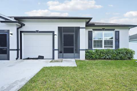 684 SW Jada Road, Port St. Lucie FL - photo 13 of 48