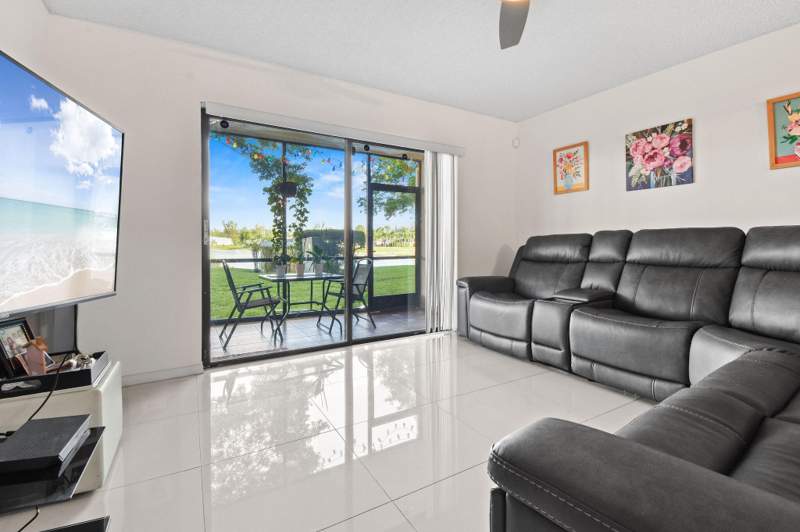 2 bedroom Condominium at 140 Lake Nancy Lane #112, Golden Lakes Condo, West Palm Beach — photo 4