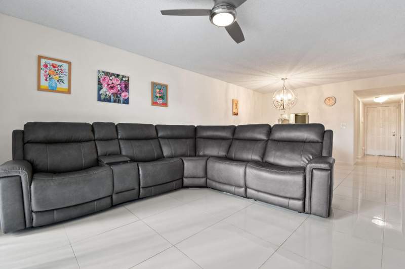 2 bedroom Condominium at 140 Lake Nancy Lane #112, Golden Lakes Condo, West Palm Beach — photo 5
