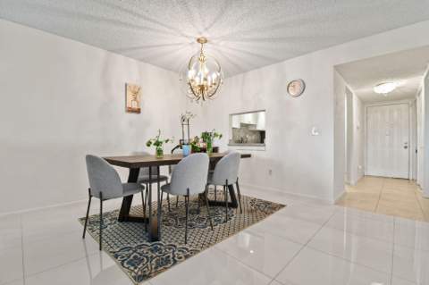 140 Lake Nancy Lane #112, West Palm Beach FL - photo 6 of 32