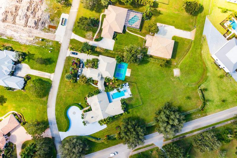 5 bedroom Single Family Residence at 15535 Sunward Street, Wellington Aero Club Of The Landings At Wellington, Wellington — photo 2