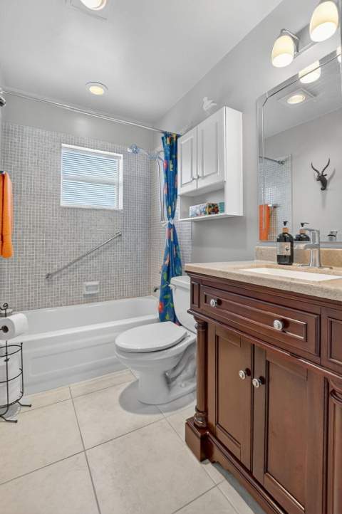 74 Burgundy B, Delray Beach FL - photo 23 of 64